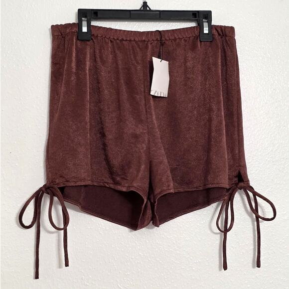 Zara Satin Effect Tied Shorts with Bow Pull On Boxing Silky Short in Brown - Picture 2 of 8